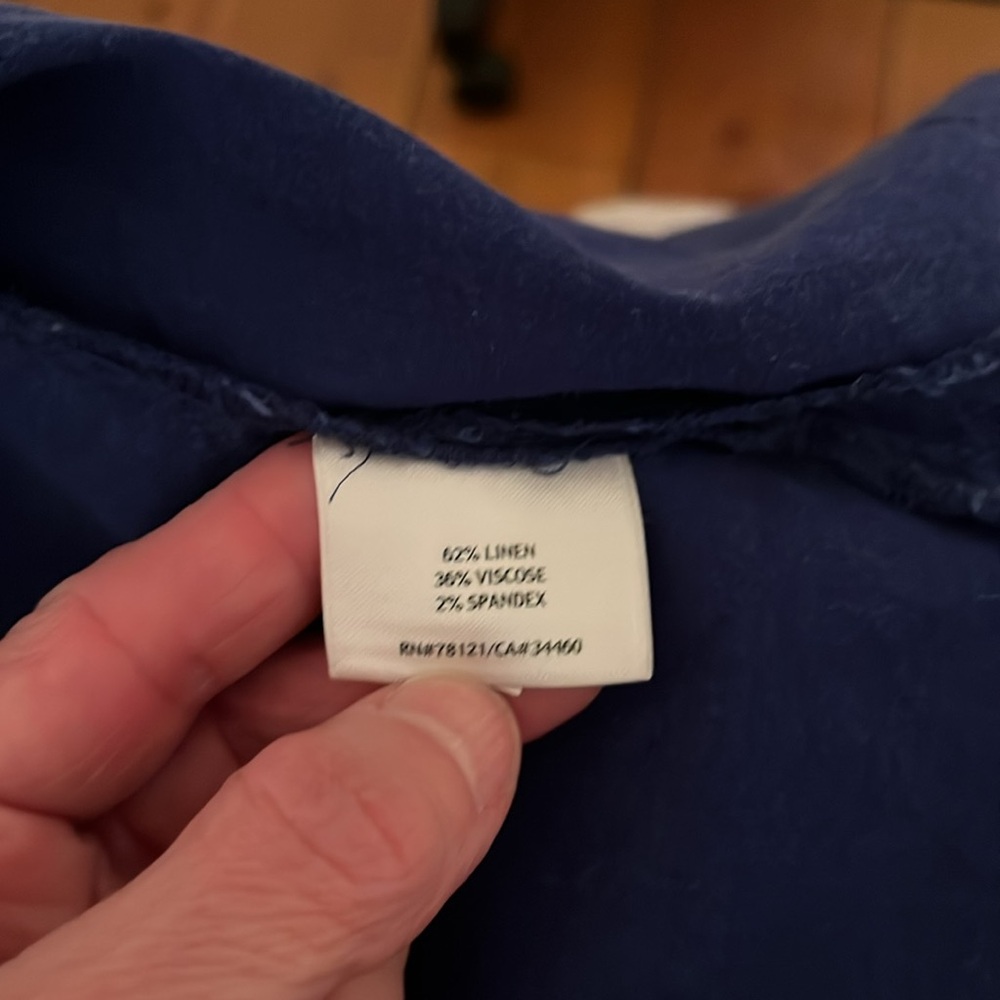 Vibrant indigo Eileen Fisher button down blouse - Picture 8 of 8